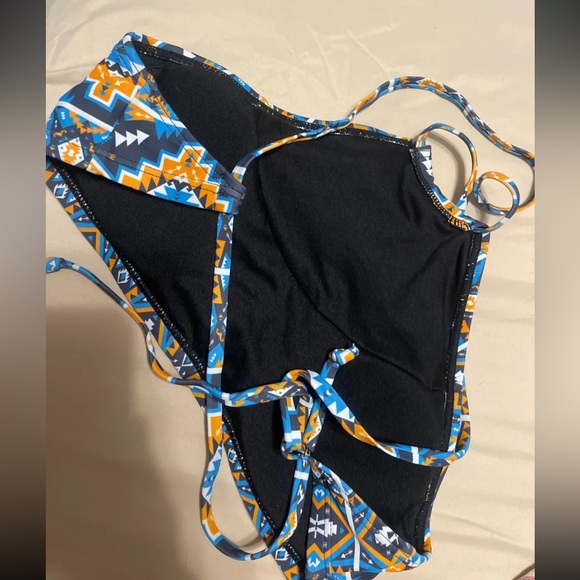 Bikini Top - Picture 2 of 3